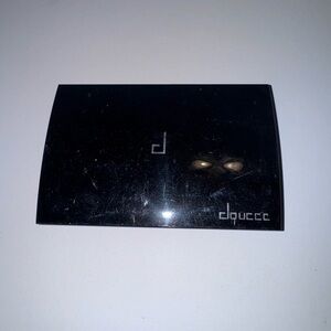 Doucce Black Makeup Compact